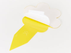 The stickiness protection of a Fungal Gnat Sticky Trap being peeled off